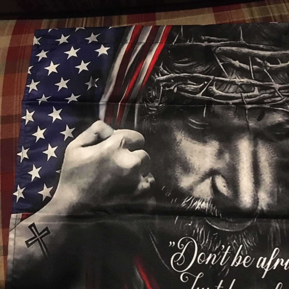 Jesus Garden Flag - Picture 2 of 3